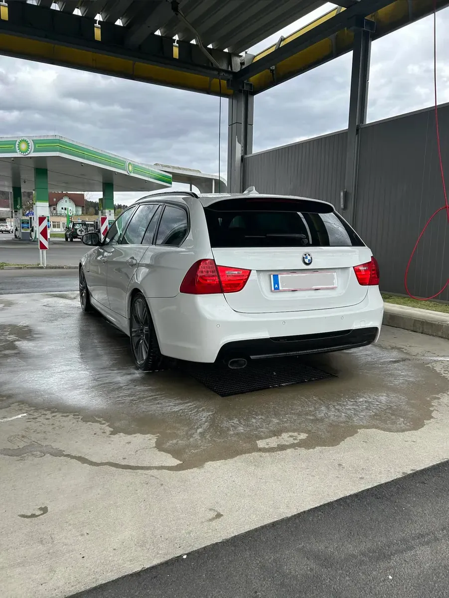 BMW 3 Series 2013 photo 3