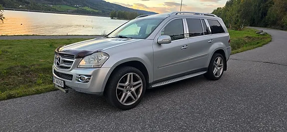 Mercedes-Benz Gl320