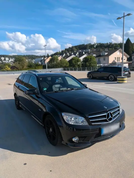Mercedes-Benz W204