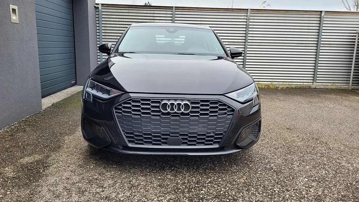 Audi A3 2022 photo 2