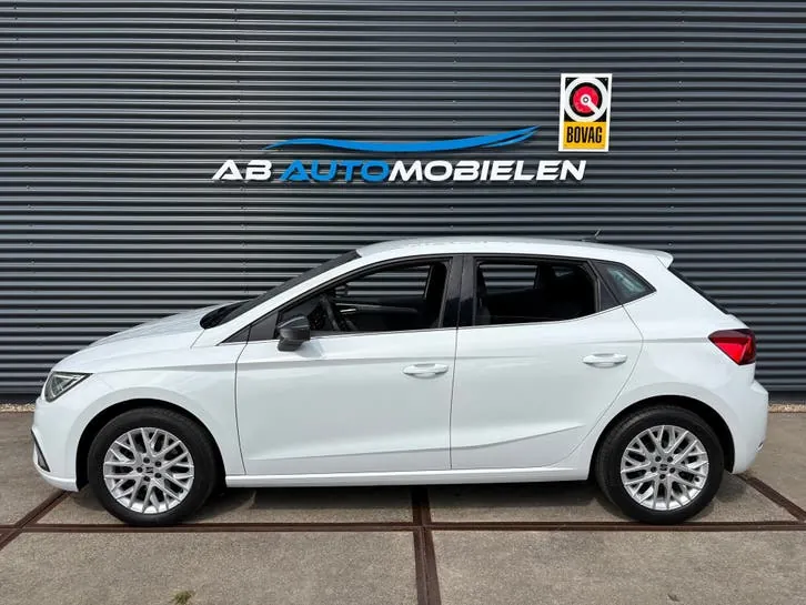 Seat Ibiza 2021 photo 2