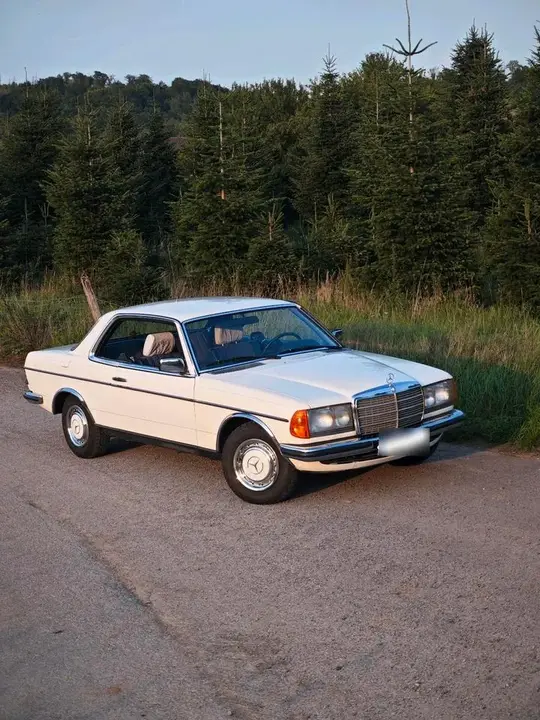 Mercedes-Benz 230Ce