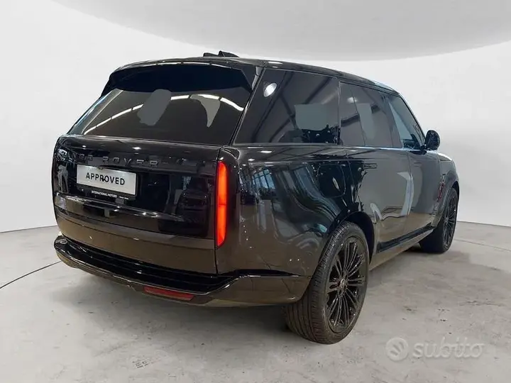 Land Rover Range Rover 2024 photo 2