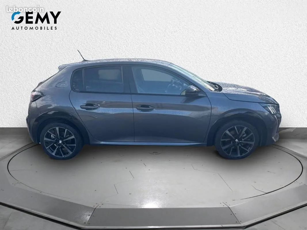 Peugeot 208 2022 photo 4