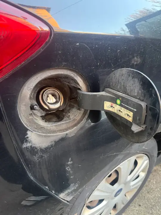 Ford C-Max 2010 photo 3