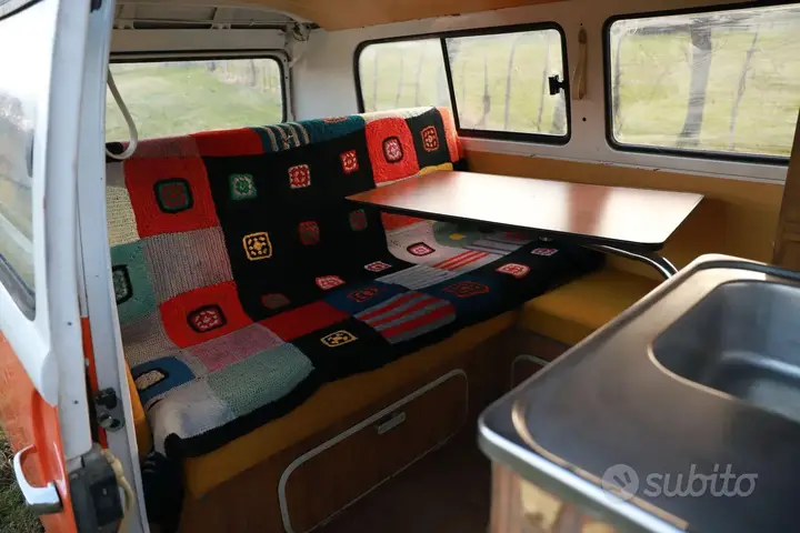 Volkswagen T2 1970 photo 5