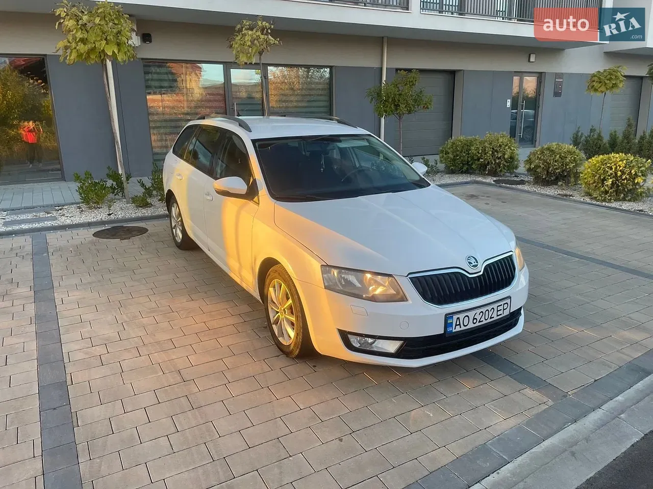 Skoda Octavia 2013 photo 2