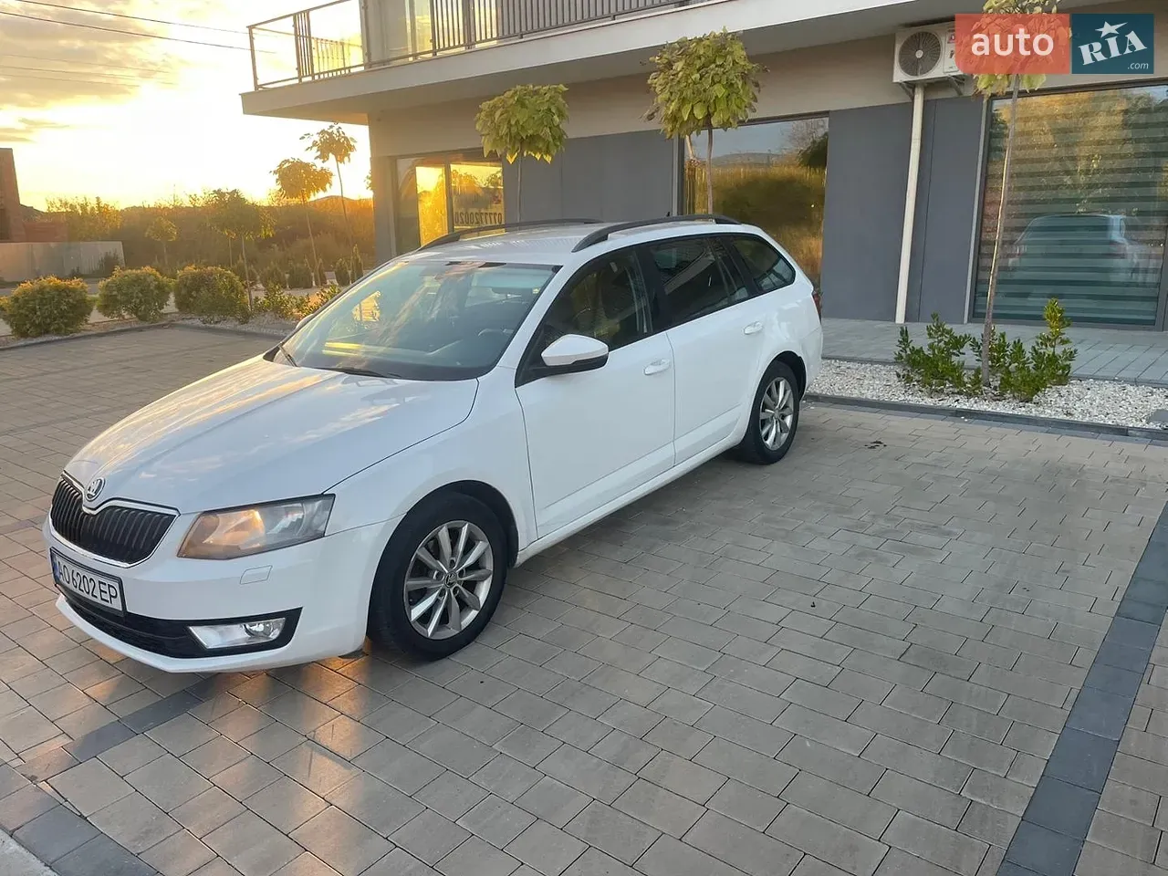 Skoda Octavia 2013 photo 3
