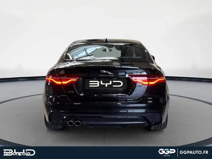 Jaguar Xe 2019 photo 4