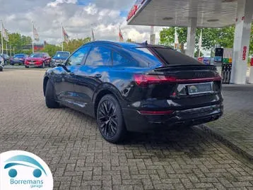 Audi Q8 E-Tron 2023 photo 3