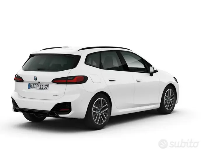 BMW 218I Active Tourer photo 4