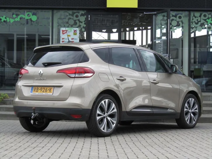 Renault Scénic 2016 photo 2