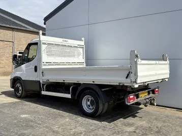 Iveco Daily 2020 photo 3