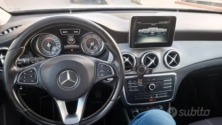 Mercedes-Benz Gla 2016 photo 5