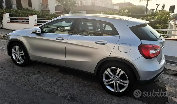 Mercedes-Benz Gla 2016 photo 3