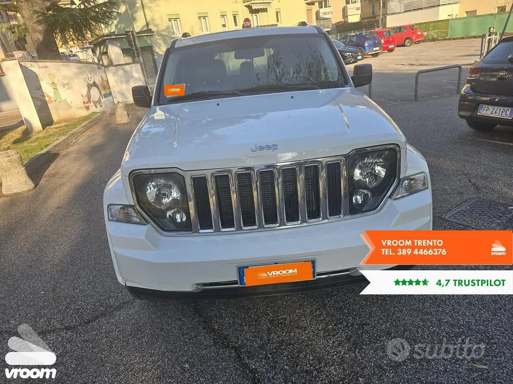 Jeep Cherokee 2012 photo 2