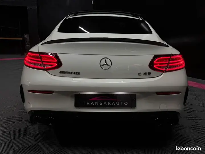 Mercedes-Benz C-Class 2019 photo 4