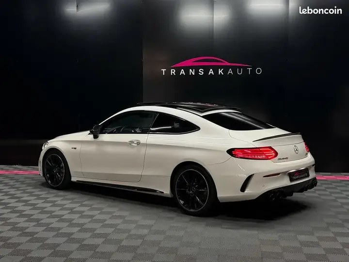 Mercedes-Benz C-Class 2019 photo 3