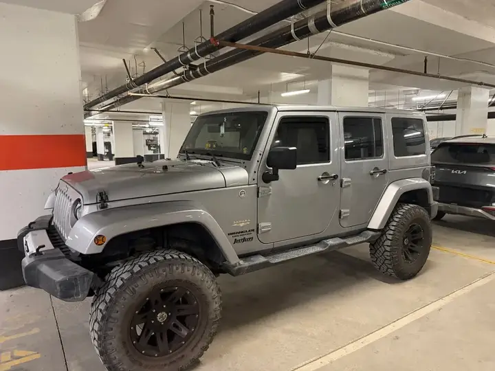 Jeep Wrangler 2014 photo 2