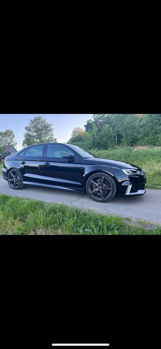 Audi A3 2018 photo 2