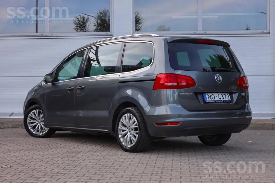 Volkswagen Sharan 2011 photo 5
