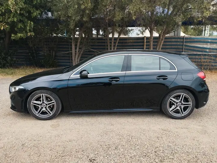 Mercedes-Benz A 180 2019 photo 2
