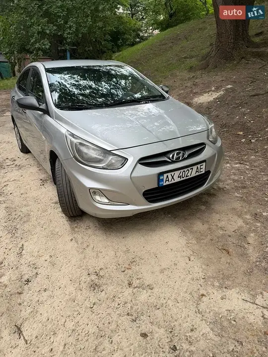 Hyundai Accent