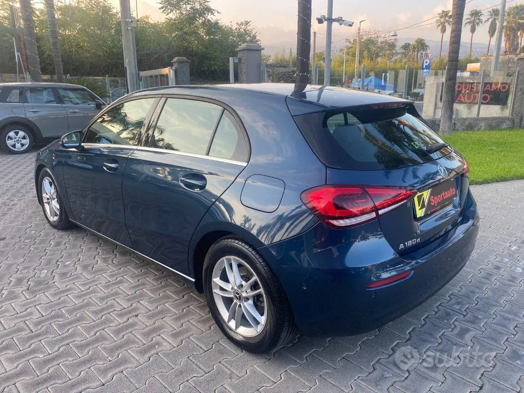 Mercedes-Benz A-Class 2020 photo 3