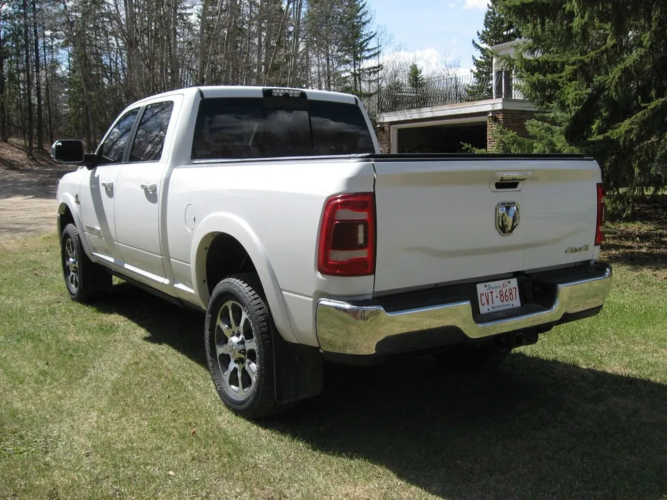 Dodge Ram 3500 Longhorn 2020 photo 3