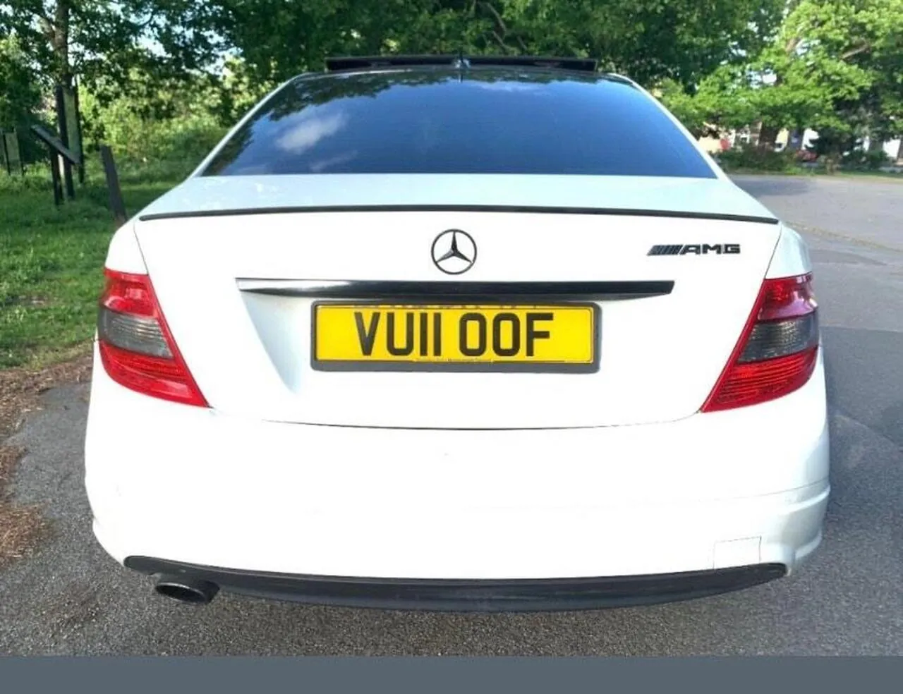 Mercedes-Benz C-Class 2011 photo 2