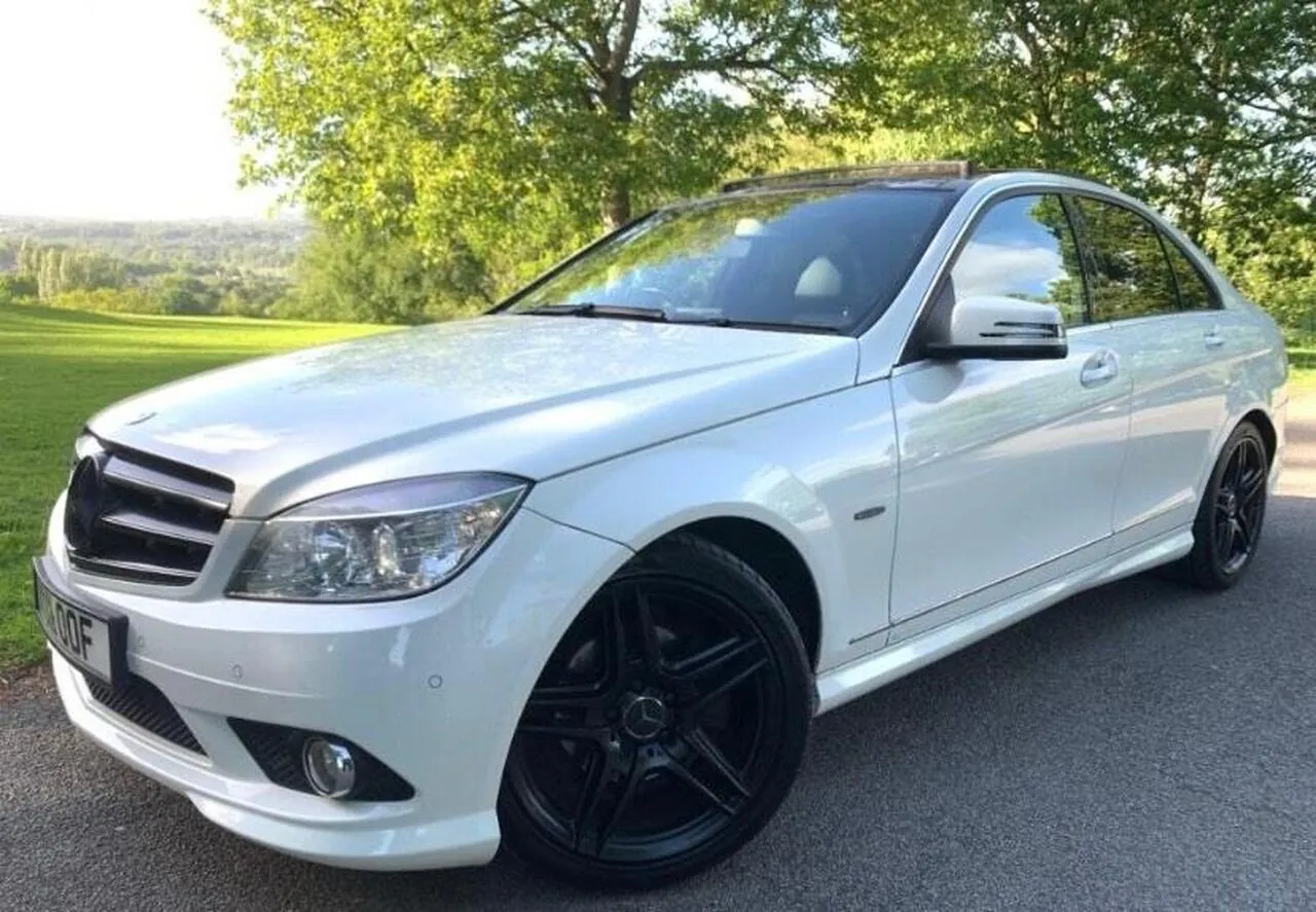 Mercedes-Benz C-Class 2011 photo 5