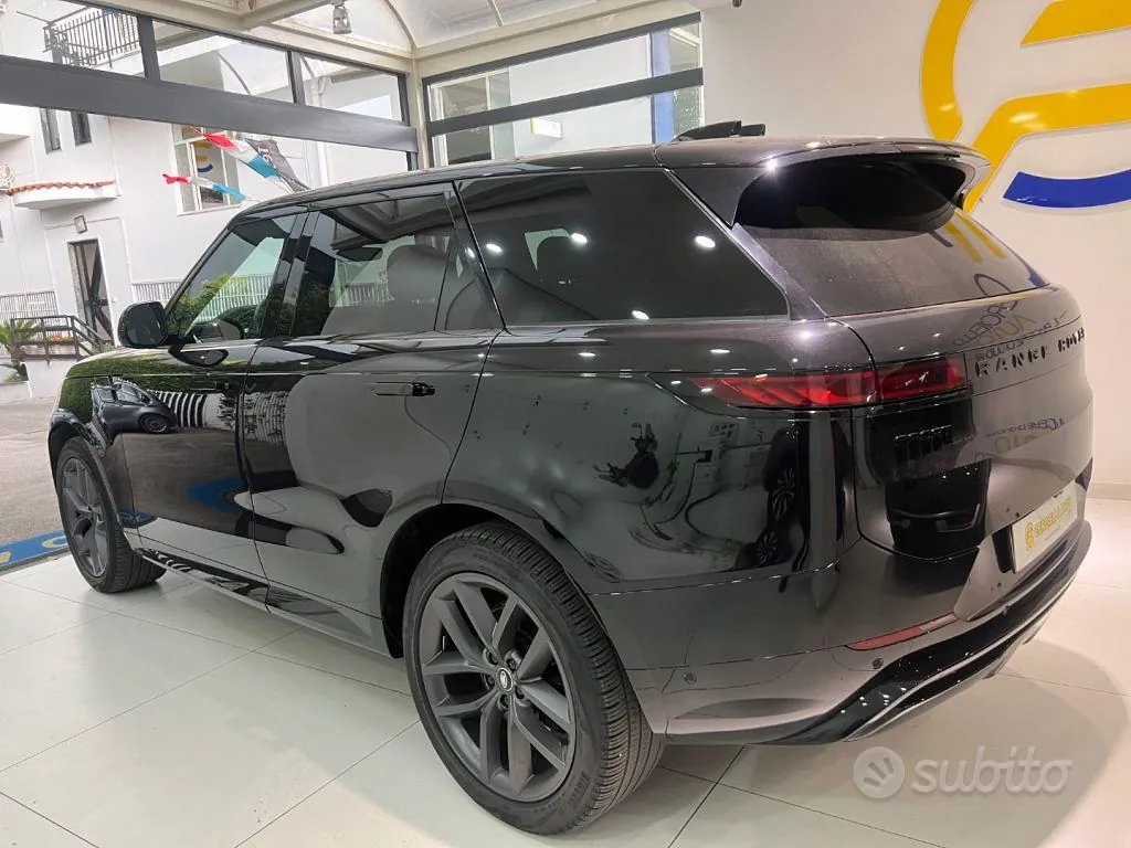 Land Rover Range Rover Sport 2023 photo 3