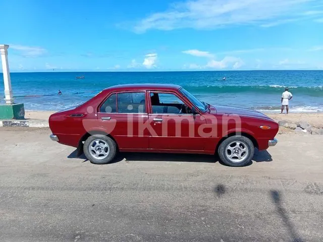 Toyota Corolla 1983 photo 2