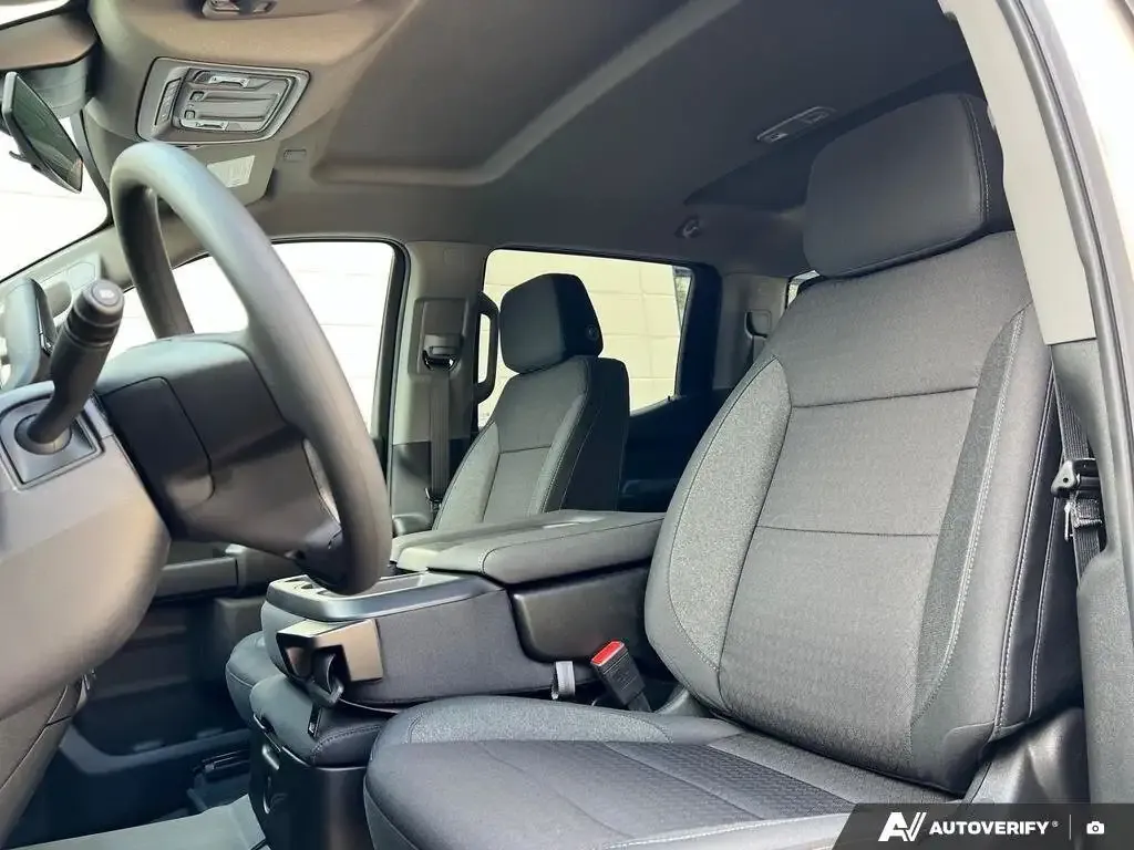 Chevrolet Silverado 1500 2026 photo 3