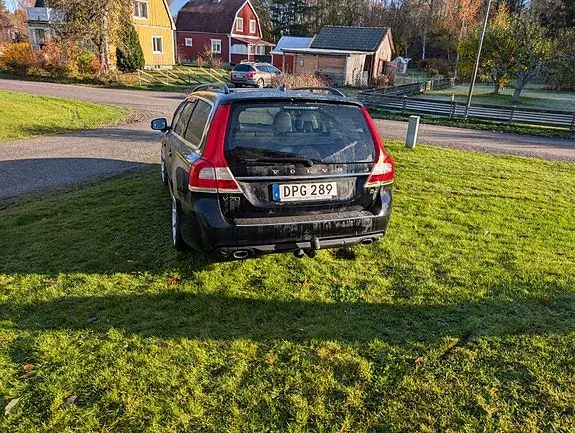 Volvo V70 2015 photo 3