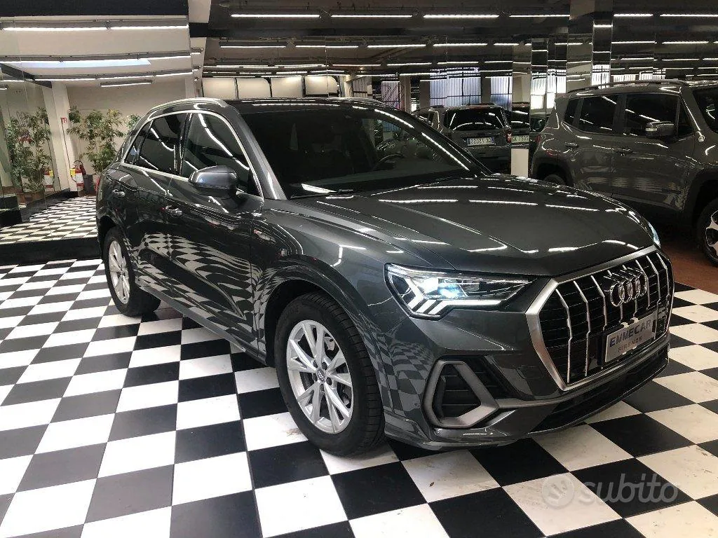 Audi Q3 2019 photo 2