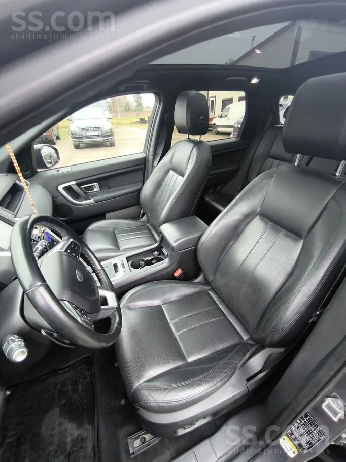 Land Rover Discovery Sport 2016 photo 5