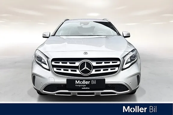 Mercedes-Benz Gla180 2017 photo 2