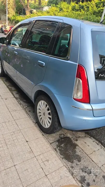 Lancia Musa 2011 photo 2