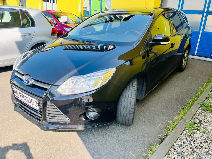Ford Focus 2024 photo 3