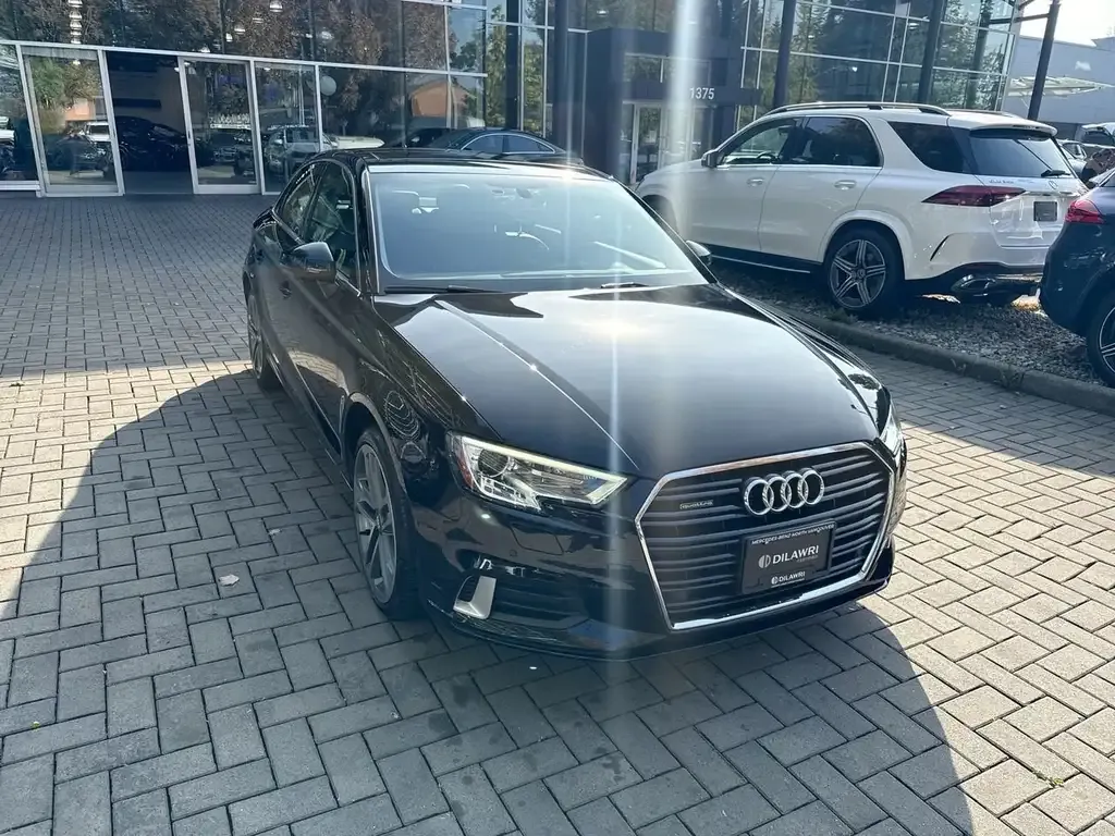 Audi A3 2018 photo 2