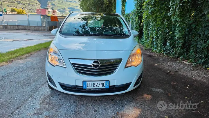 Opel Meriva 2010 photo 4