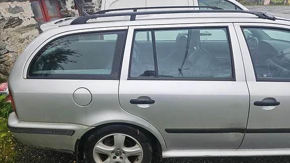 Skoda Octavia 2000 photo 3