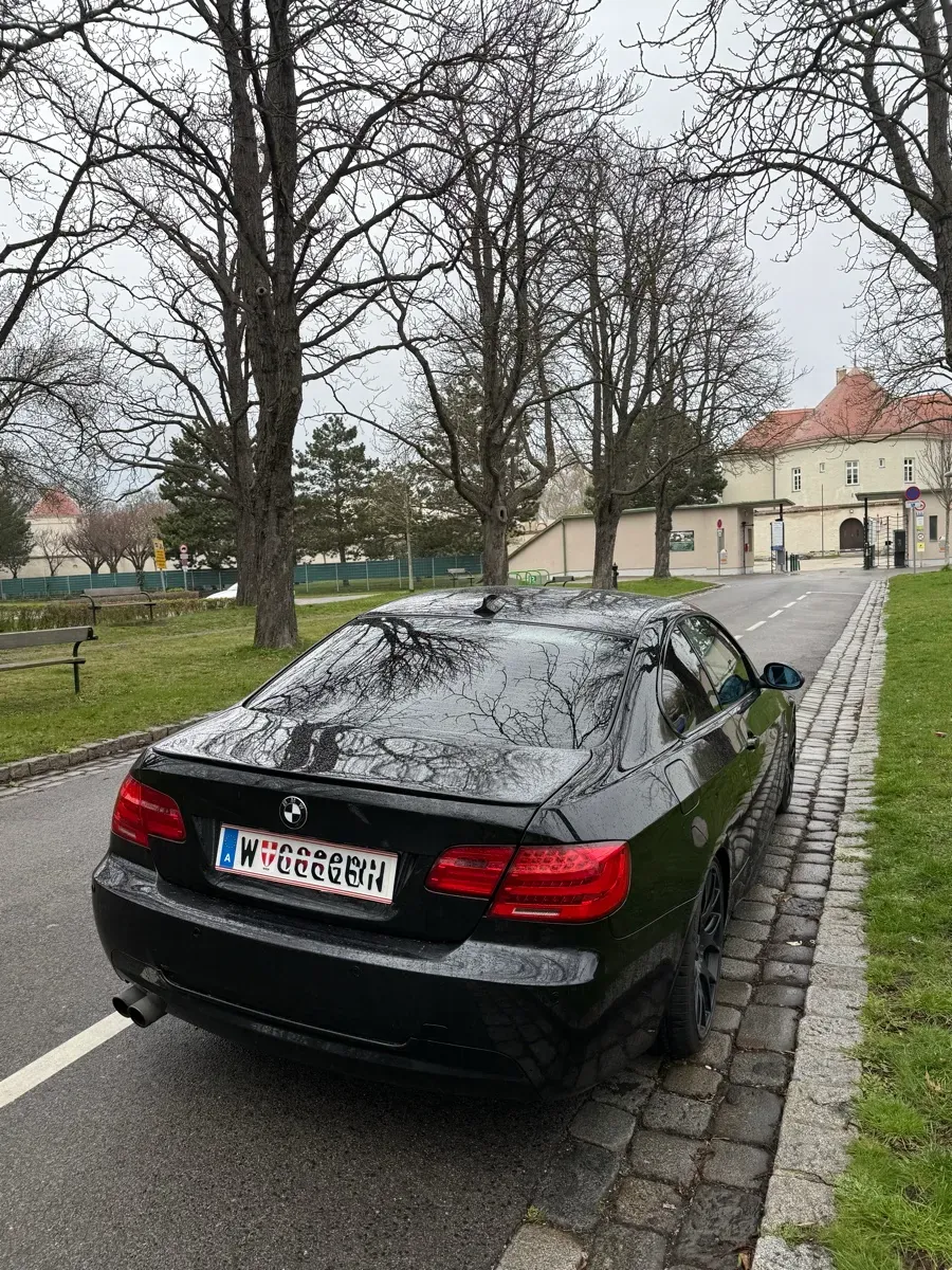 BMW 3Er-Reihe 325I 2007 photo 3