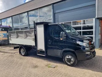 Iveco Daily 2018 photo 3