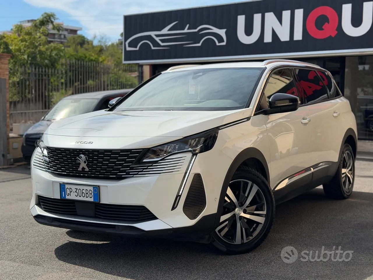 Peugeot 5008 2023 photo 3