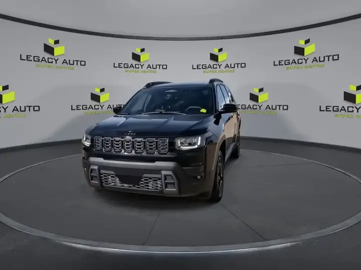 Jeep Cherokee 2026 photo 3
