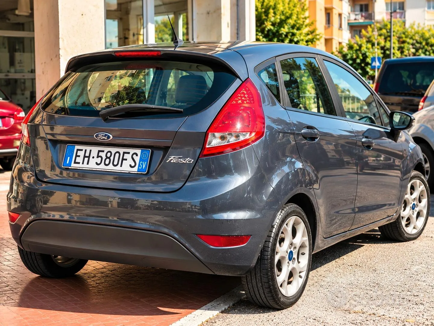 Ford Fiesta 2011 photo 3