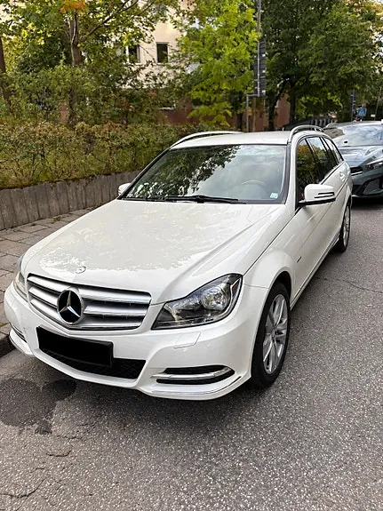Mercedes-Benz C180 2012 photo 2