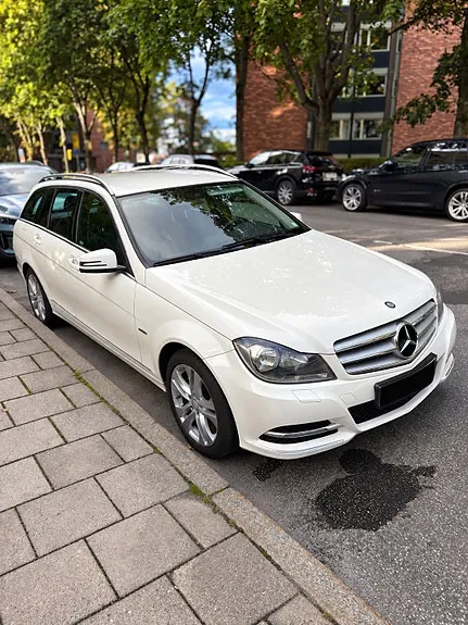 Mercedes-Benz C180